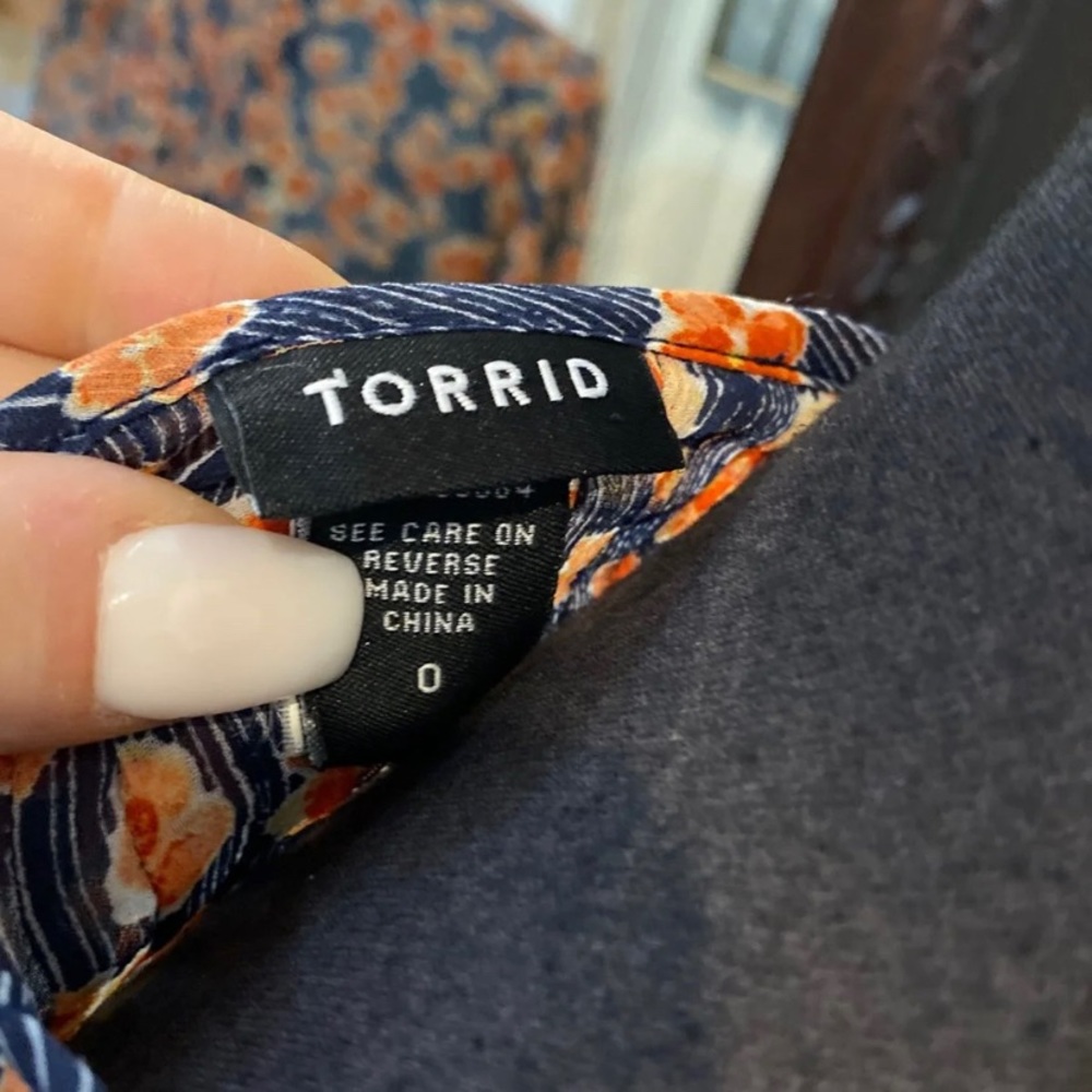 Torrid Size0 - Picture 4 of 4
